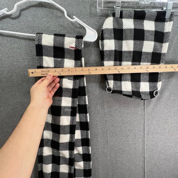 Scoodie Black and White Plaid Women's Scarves & Hood - Picture 3 of 9